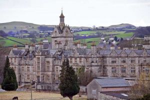 denbigh from the road april 2010 sm.jpg